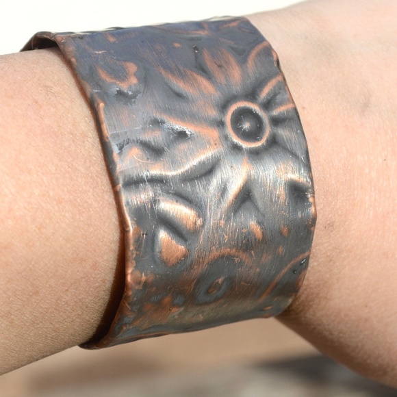 Bouquet Copper Wide Cuff Bracelet Flower Floral Patina Handmade Rustic Artisan - Picture 1 of 7